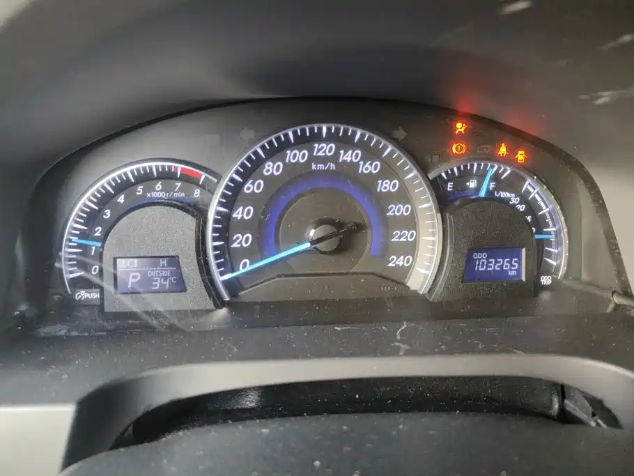 Toyota Camry — миниатюра 13