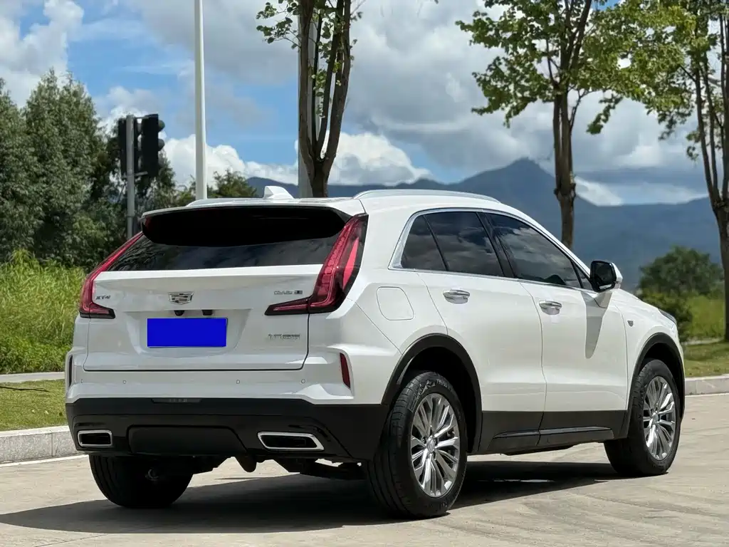 Cadillac XT4 — миниатюра 5