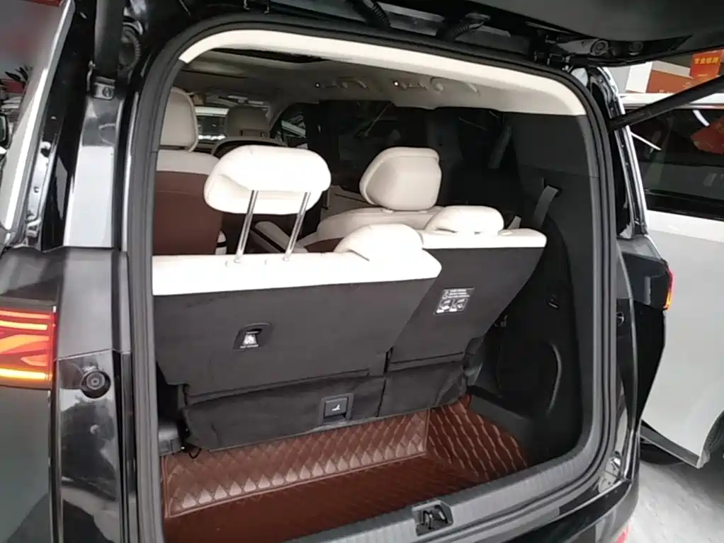 BYD Xia — миниатюра 19