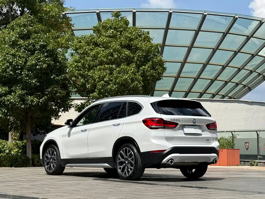 BMW X1 — миниатюра 9