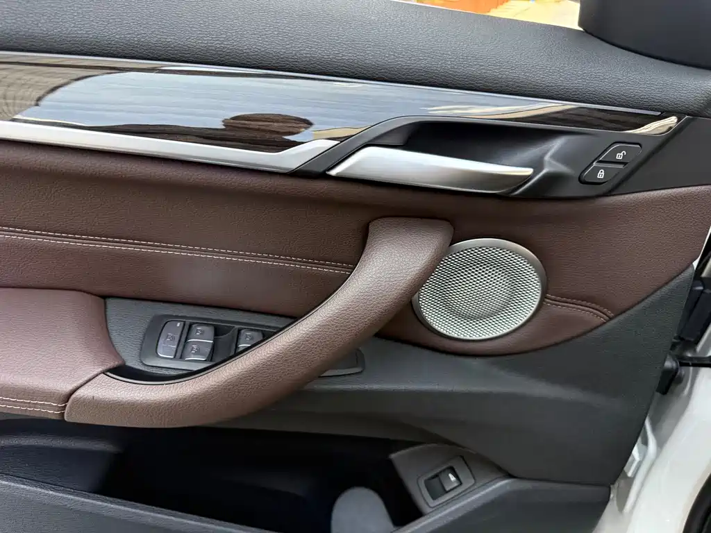 BMW X1 — миниатюра 18