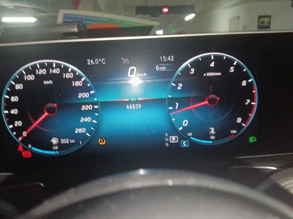 Mercedes-Benz GLB — миниатюра 4