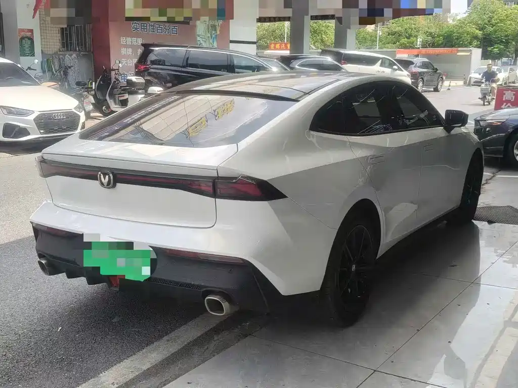 Changan UNI-V — миниатюра 5