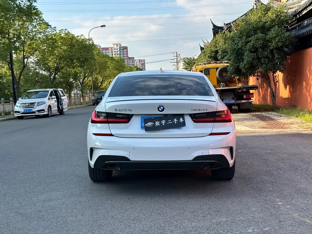 BMW 3 Series — миниатюра 11