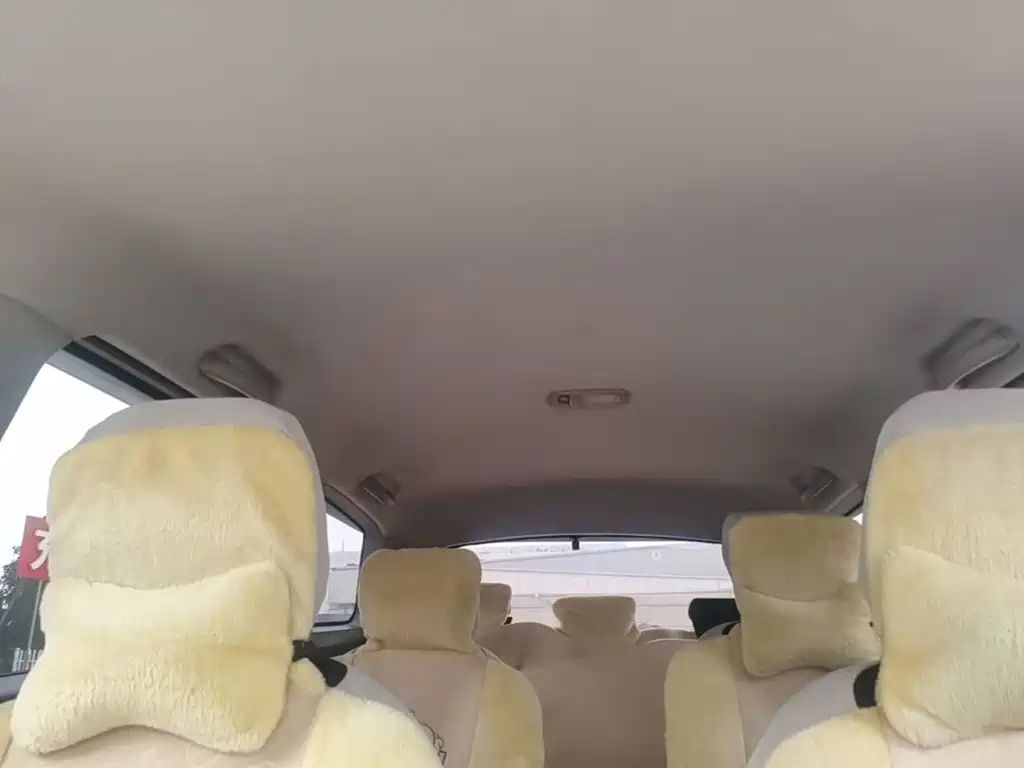 Wuling Hongguang S3 — миниатюра 18