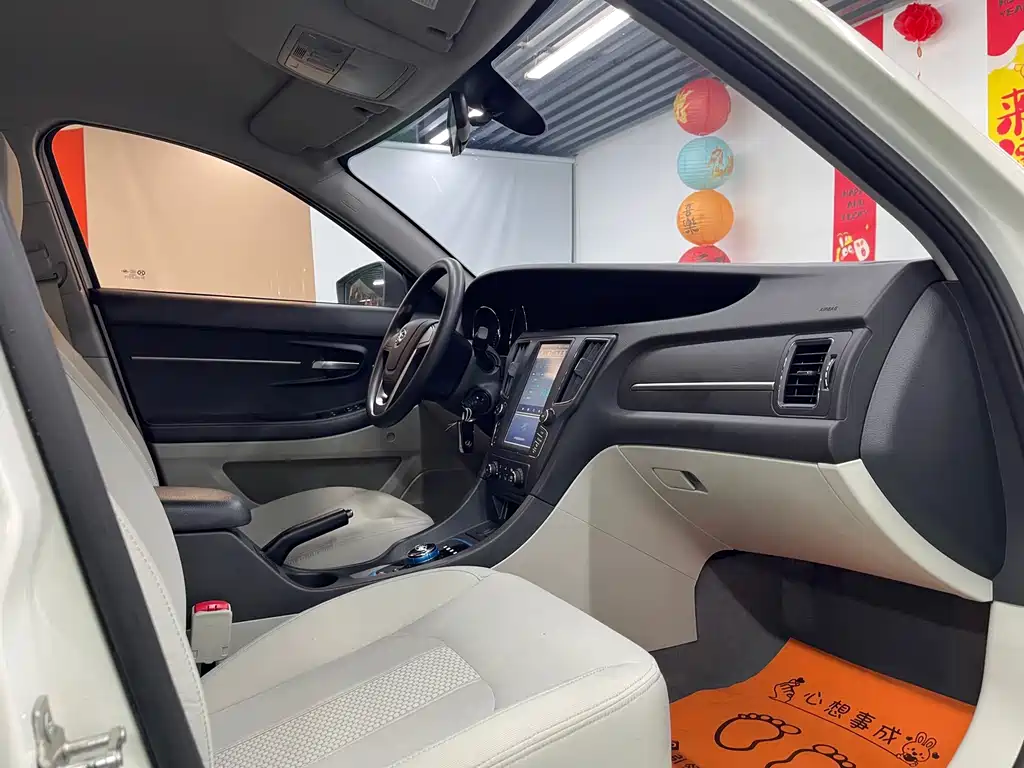 BAIC New Energy EU — миниатюра 20