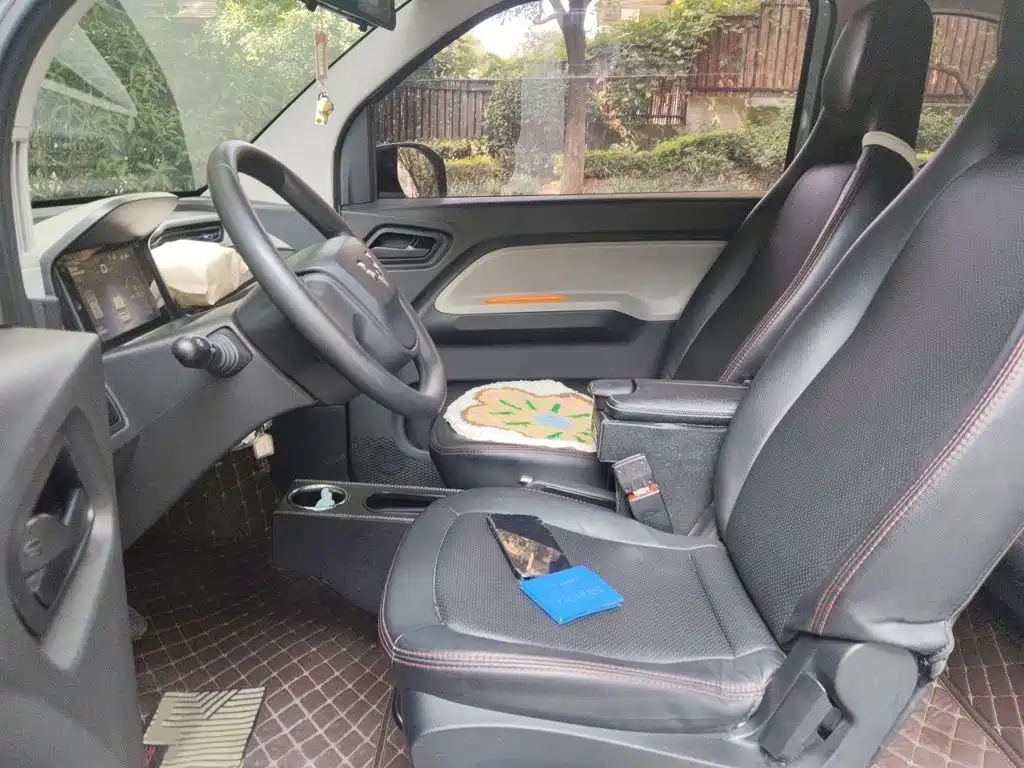 Wuling MINIEV — миниатюра 8