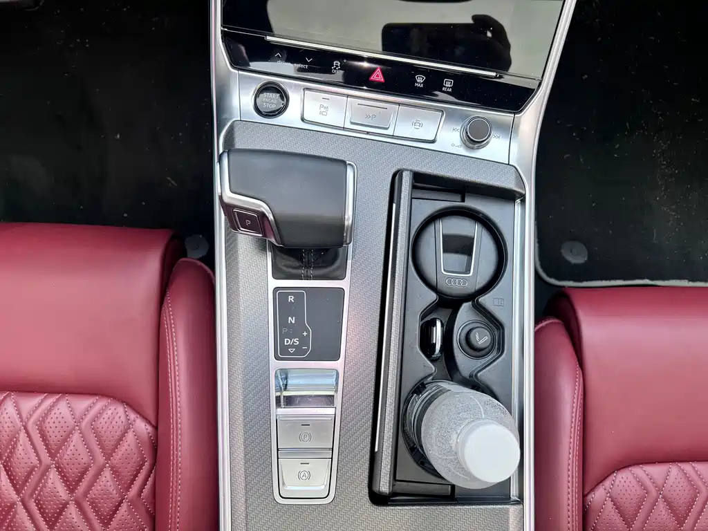 Audi A7L — миниатюра 17