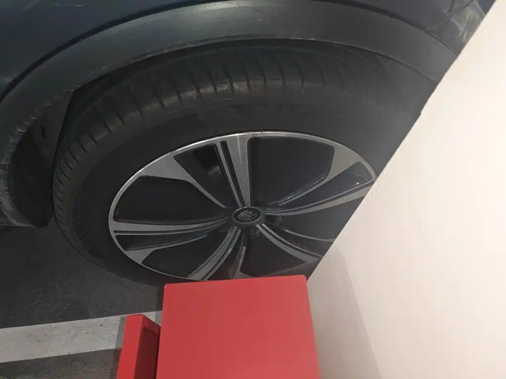 BYD Tang New Energy — миниатюра 25