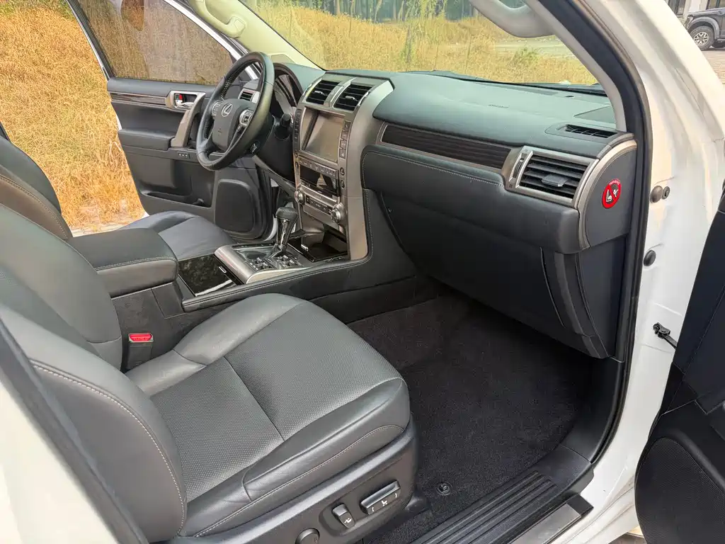 Lexus GX — миниатюра 23