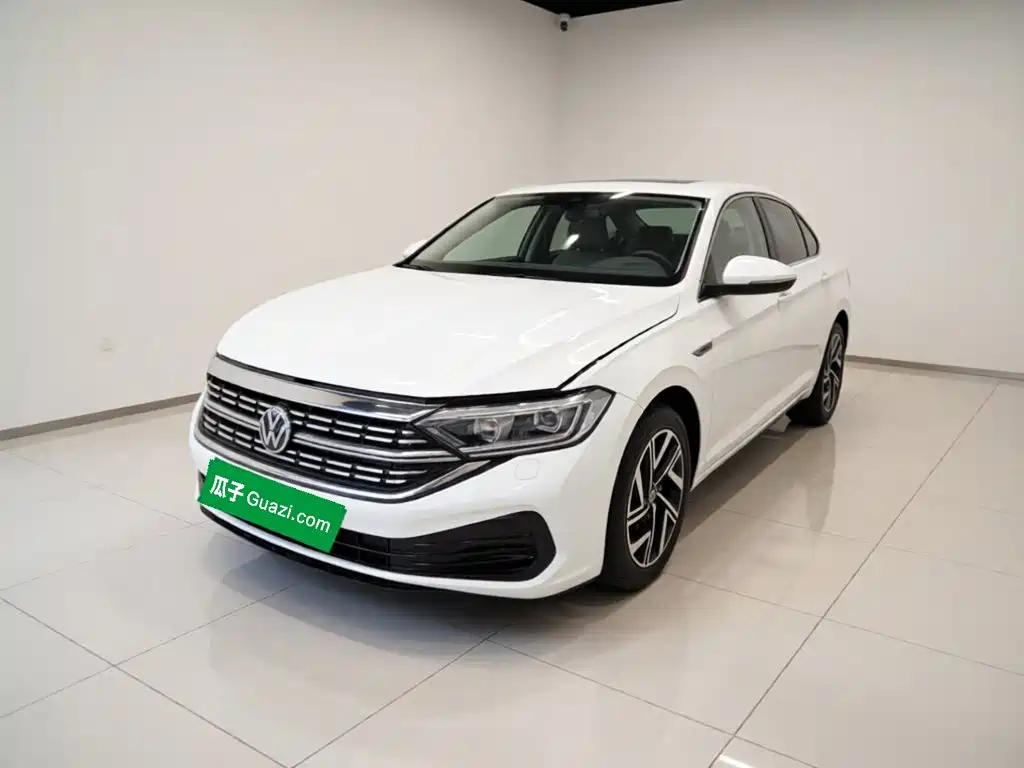 Volkswagen Sagitar — миниатюра 2