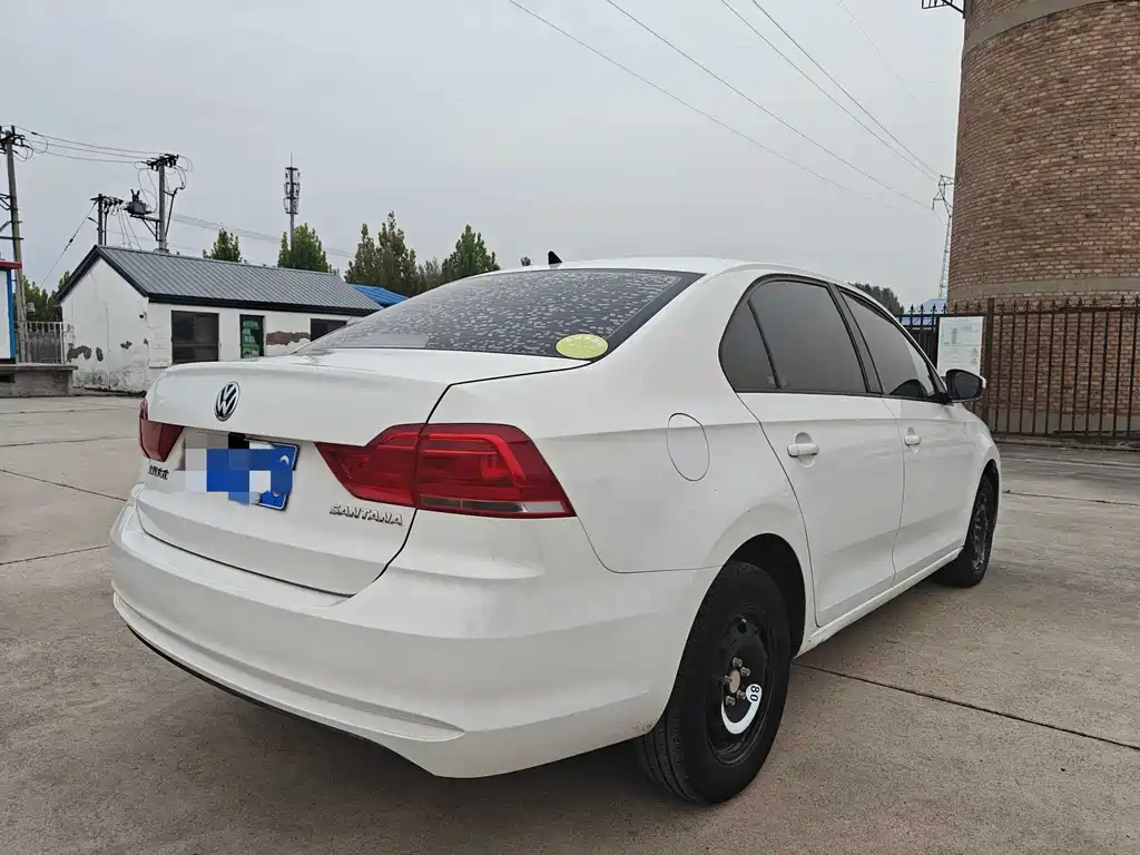 Volkswagen Santana — миниатюра 6
