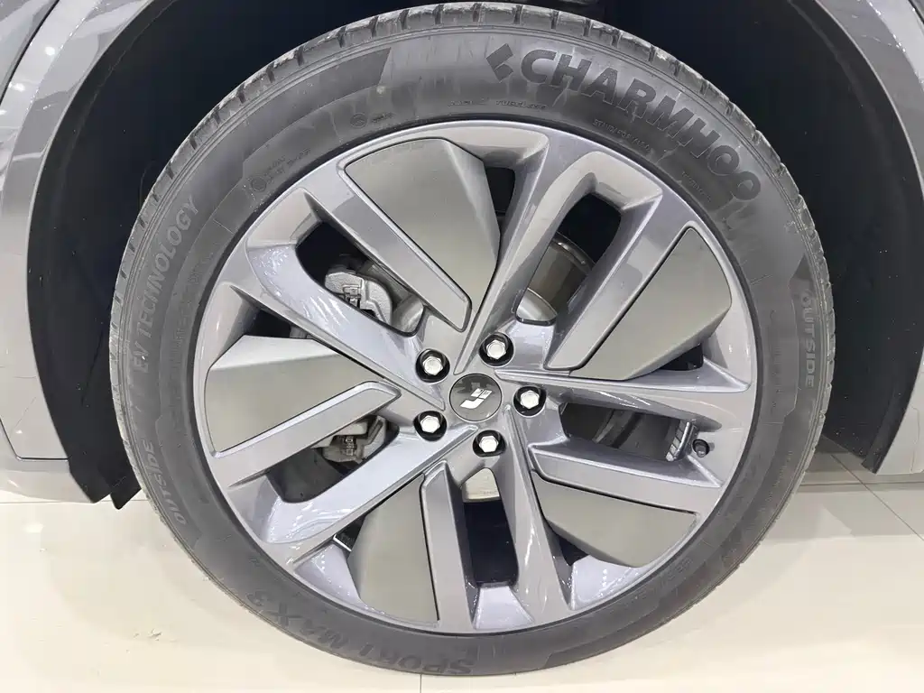 Li Auto Li L9 — миниатюра 14