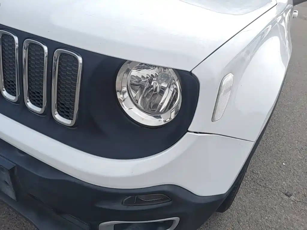 Jeep Renegade — миниатюра 24