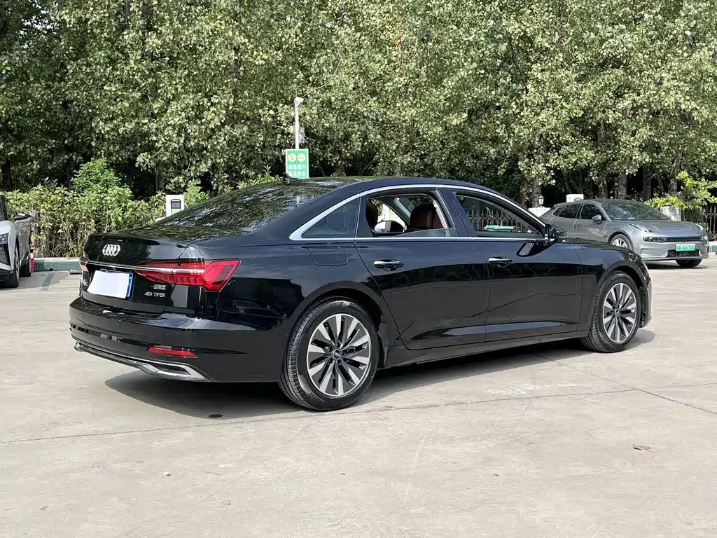 Audi A6L — миниатюра 6