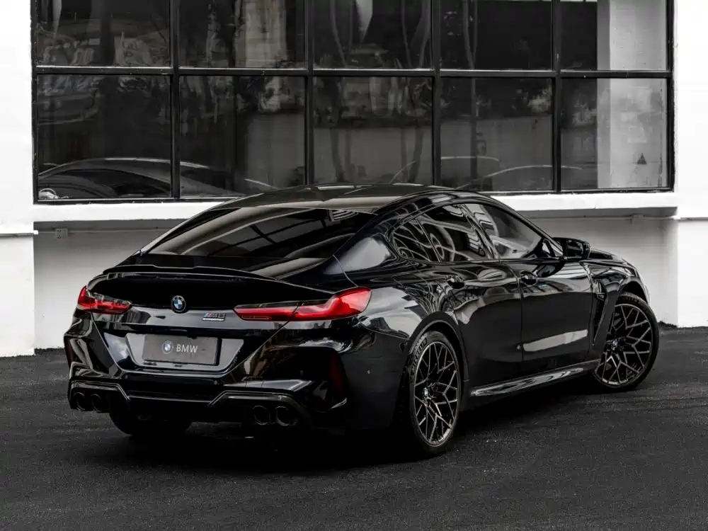BMW M8 — миниатюра 13