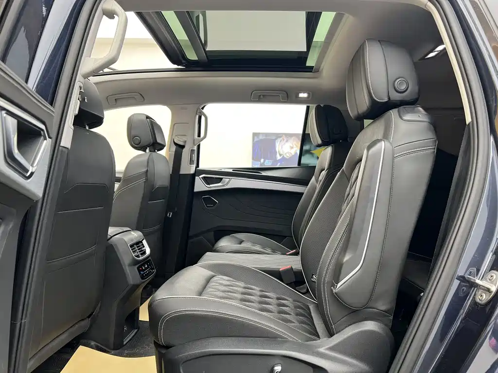 Volkswagen Viloran 2022 380TSI Flagship 6 мест