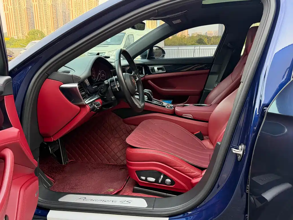 Porsche Panamera — миниатюра 4