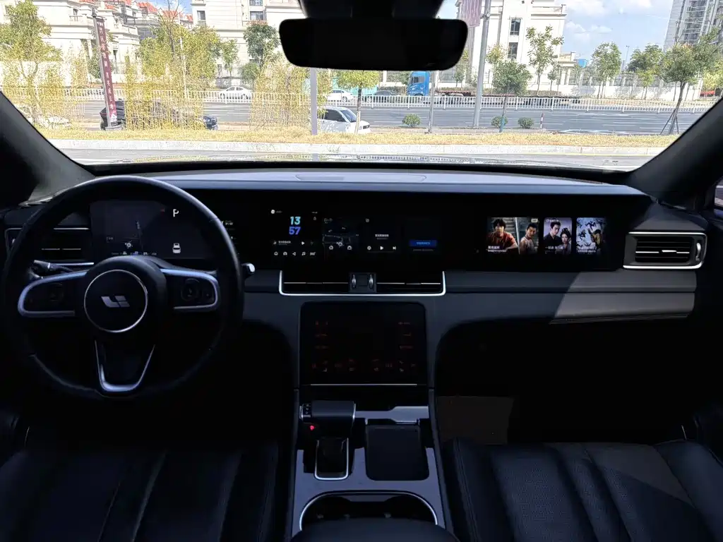 Li Auto Li ONE — миниатюра 5