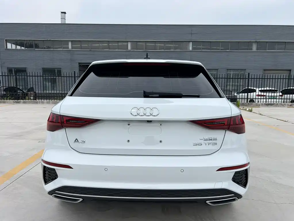 Audi A3 2023 Sportback 35 TFSI Fashion Sport