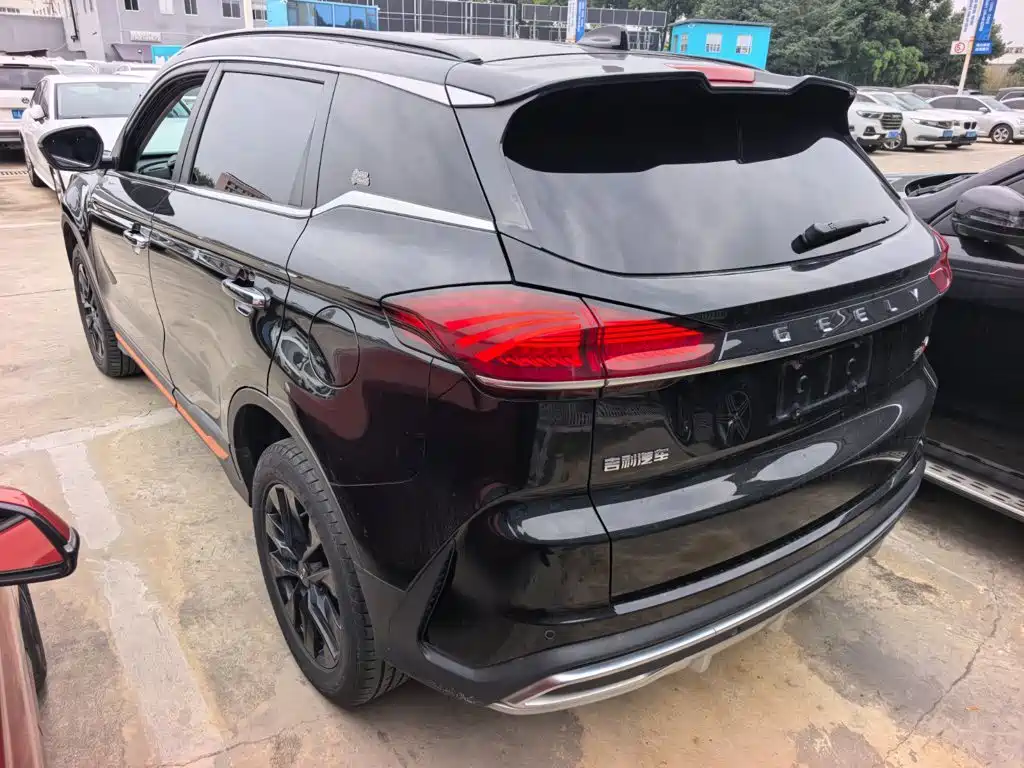 Geely Boyue — миниатюра 4