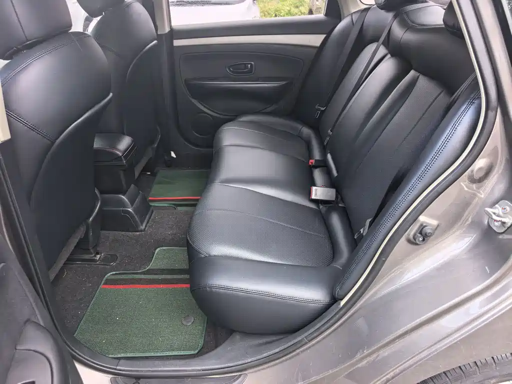Nissan Sylphy — миниатюра 7