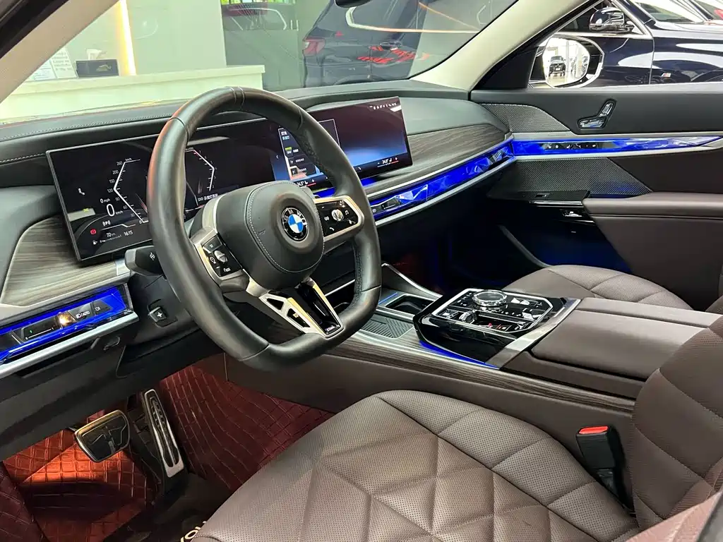 BMW 7 Series 7 2023 735Li M Sport