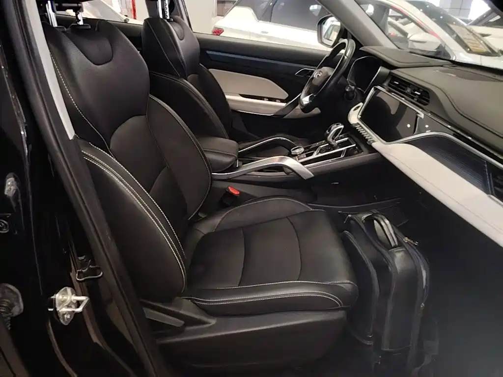 Geely Boyue — миниатюра 25