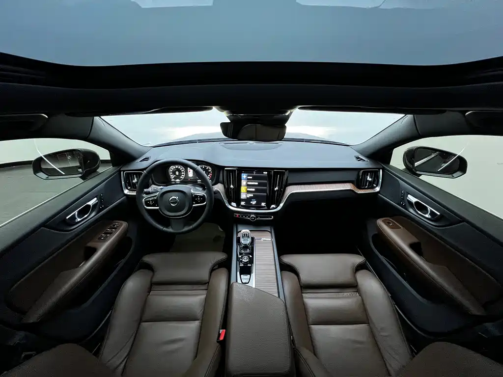 Volvo S60 — миниатюра 10