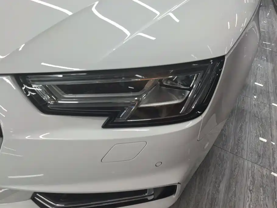 Audi A4L — миниатюра 5