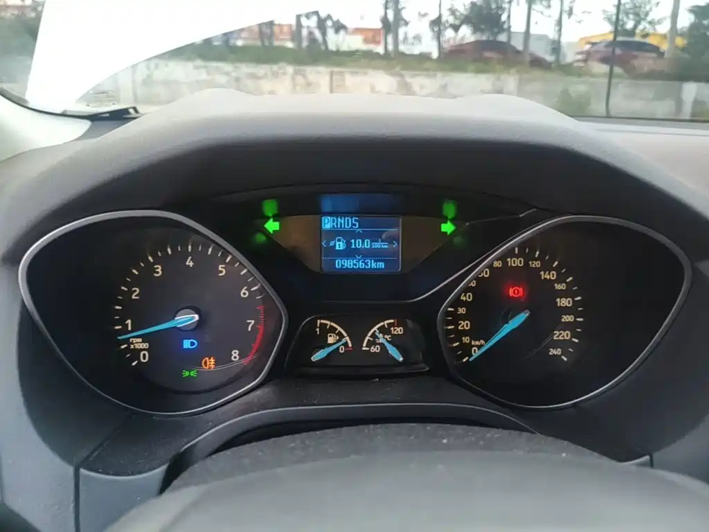 Ford Focus — миниатюра 12