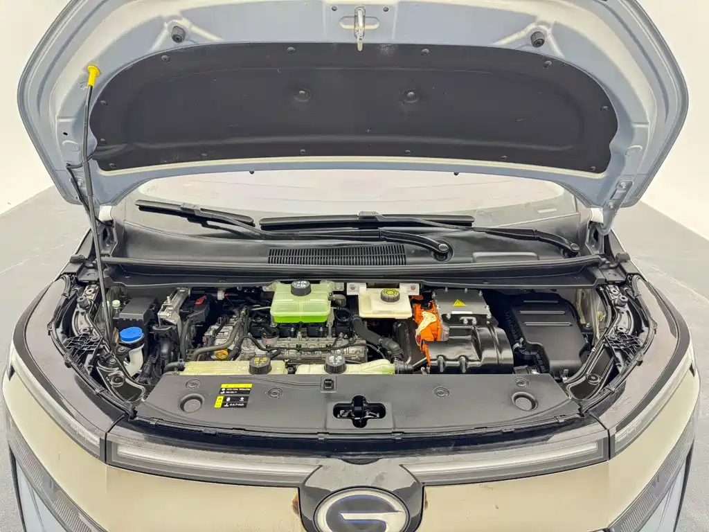 GAC Motor 传祺E8 PHEV — миниатюра 28