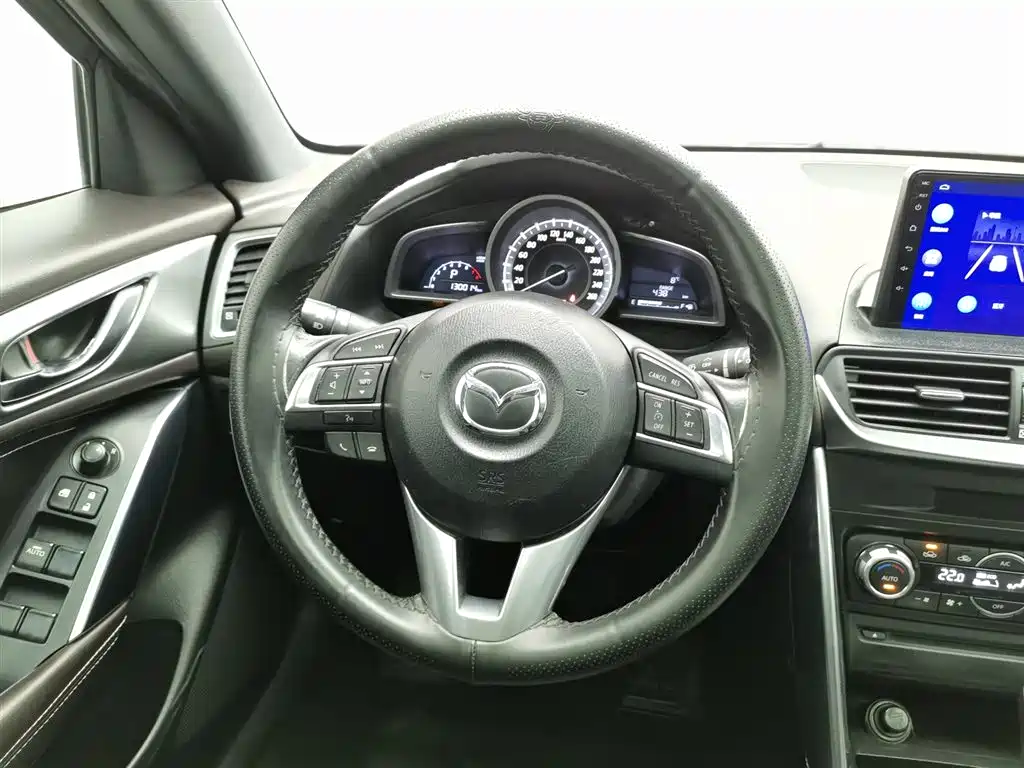 MAZDA CX 4