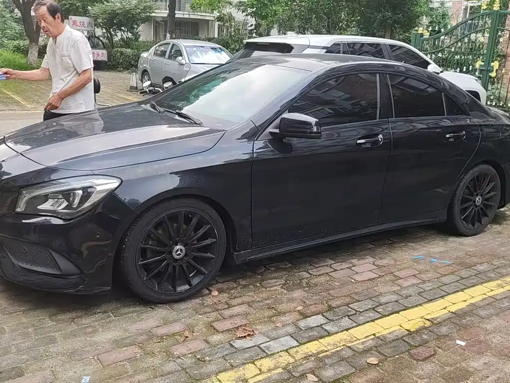 Mercedes-Benz CLA 2018 CLA 200 Fashion