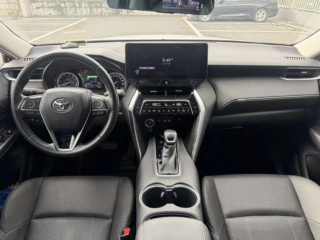 Toyota Harrier — миниатюра 7