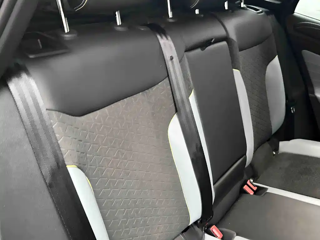 Volkswagen ID.4 X — миниатюра 10