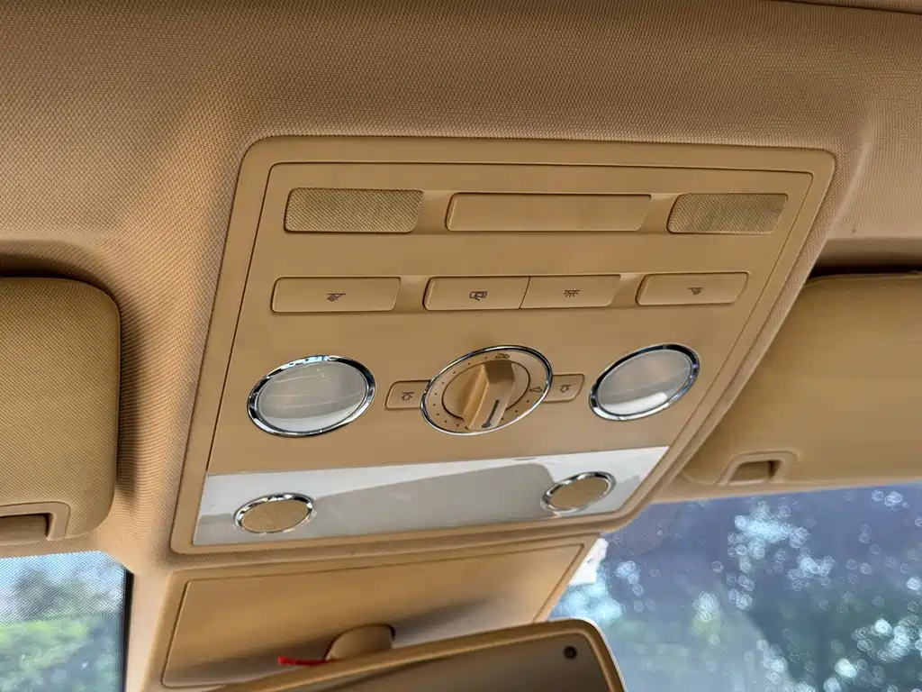 Volkswagen Phaeton — миниатюра 14