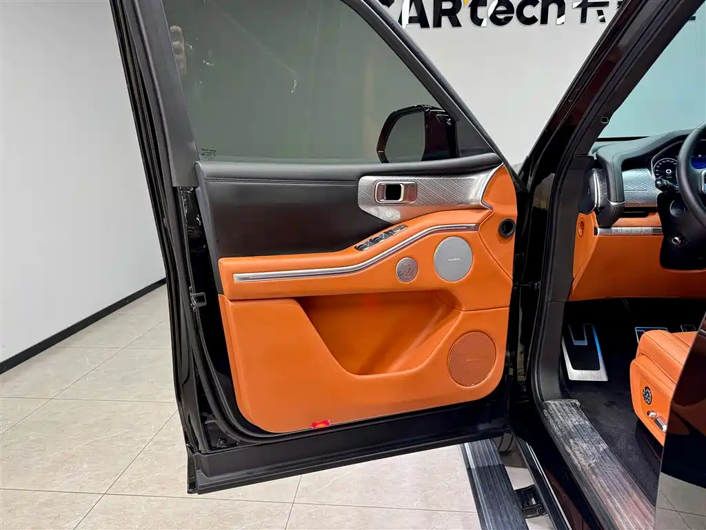 TANK TANK 700 NEW ENERGY