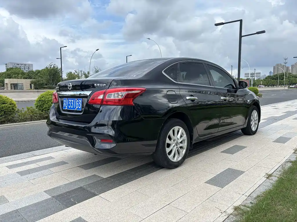 Nissan Sylphy — миниатюра 5