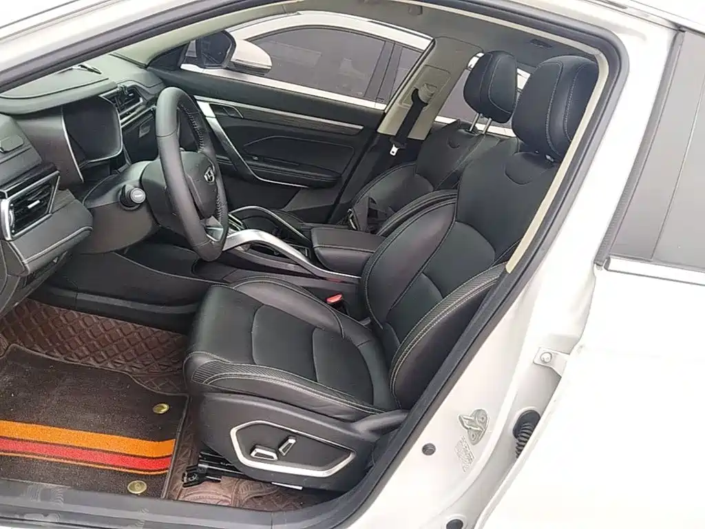 Geely Boyue — миниатюра 15