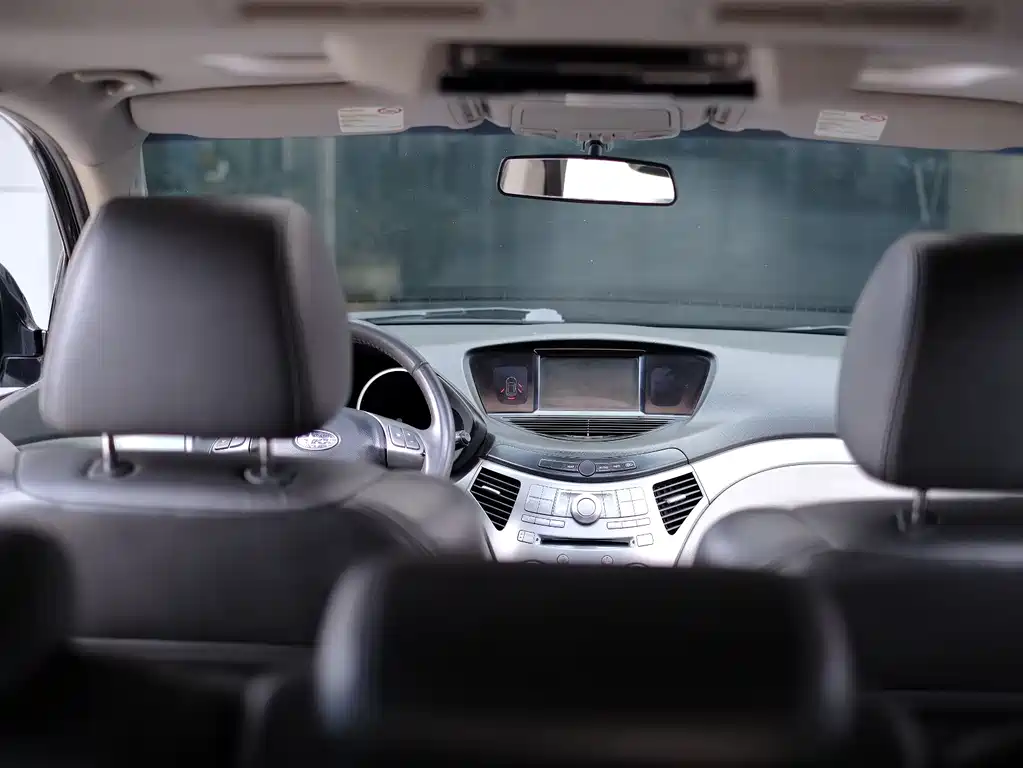 Subaru Tribeca — миниатюра 45