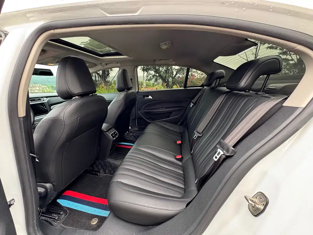 Peugeot 408 2019 360THP AT Luxury VI