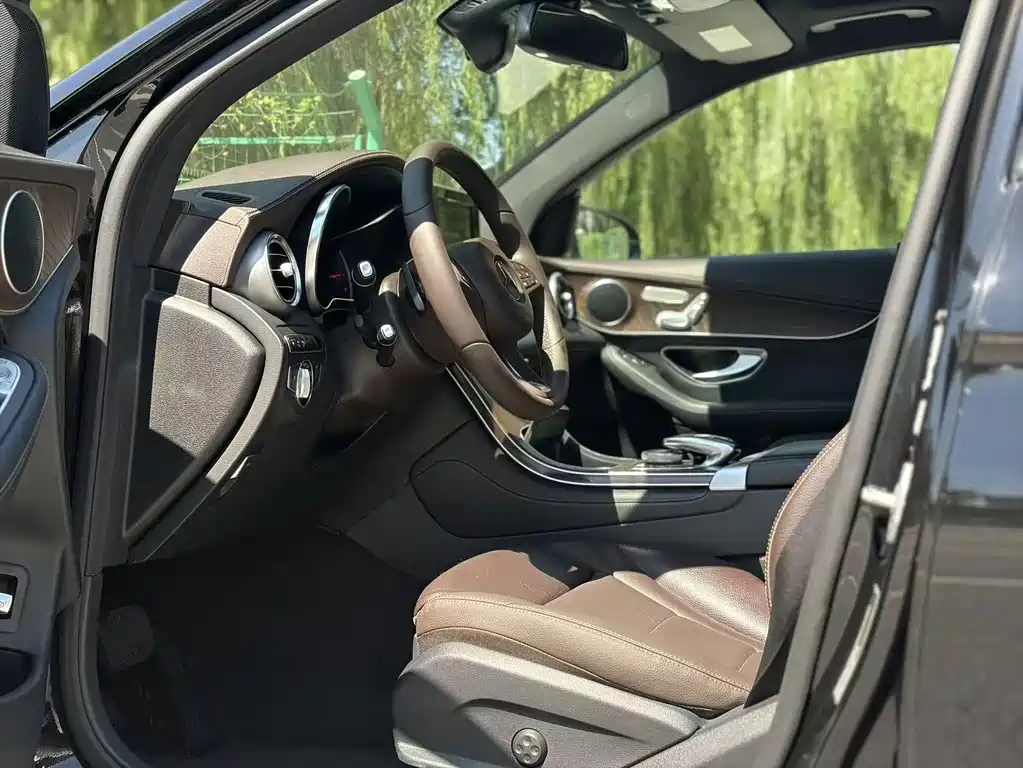 Mercedes-Benz GLC — миниатюра 4