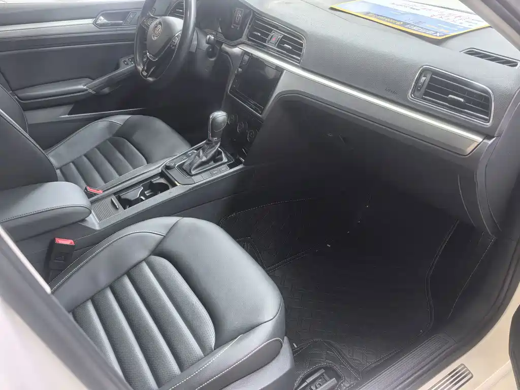 Volkswagen Lamando — миниатюра 8