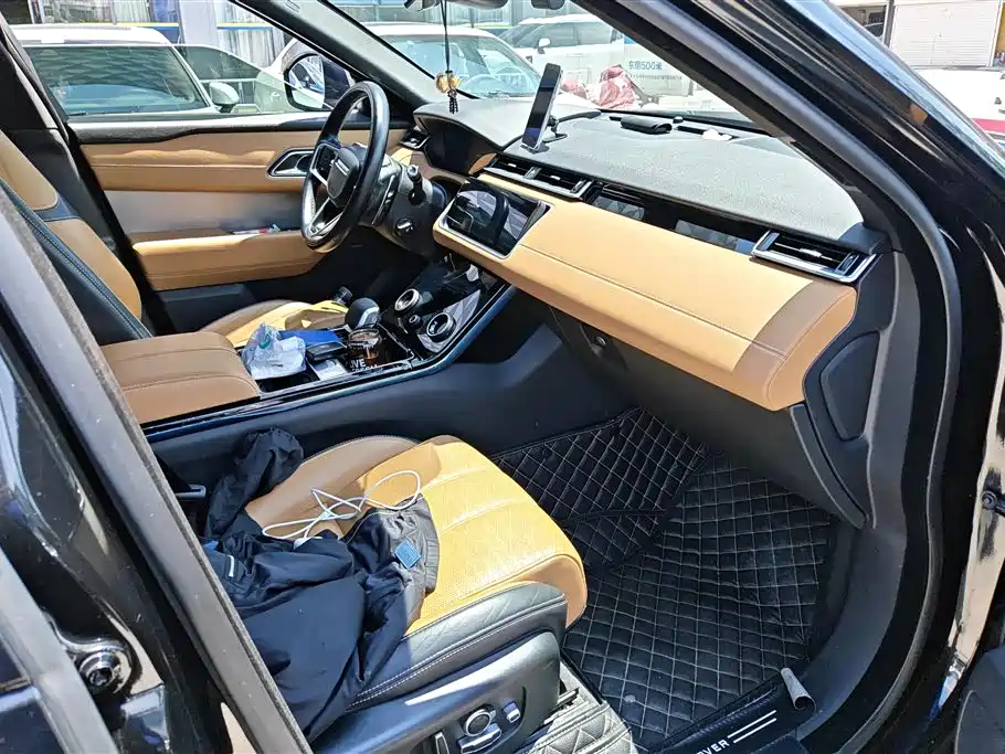 Land Rover Range Rover Velar 2022 250PS