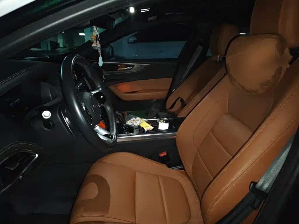 Jaguar XEL — миниатюра 16