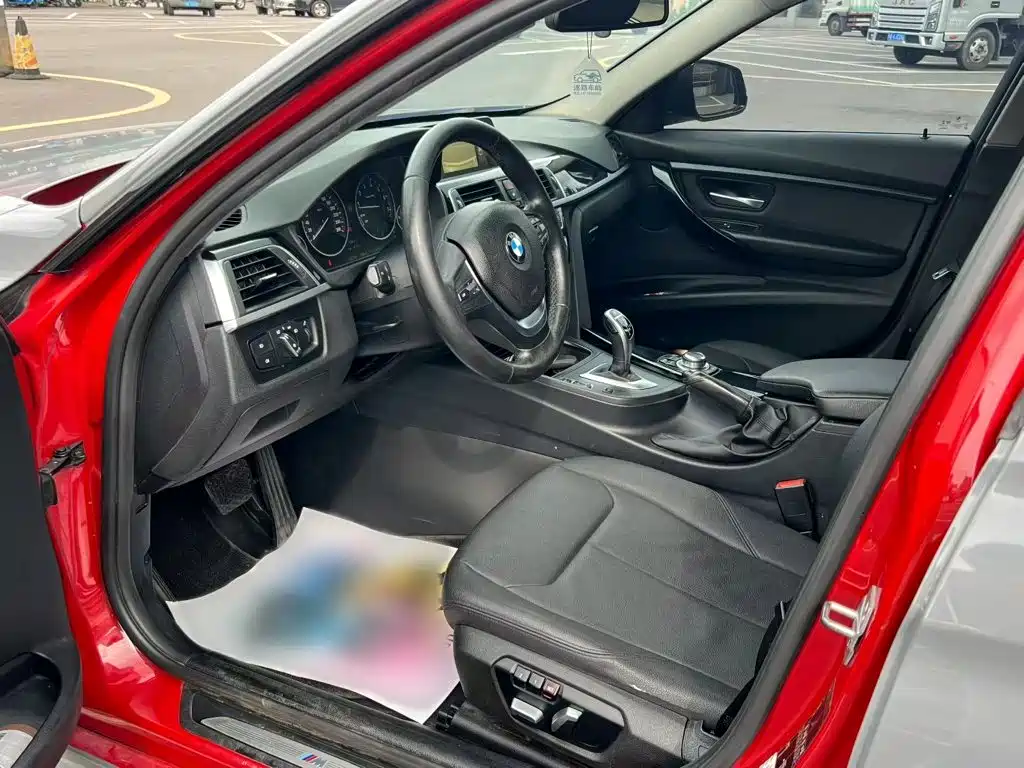 BMW 3 Series — миниатюра 12