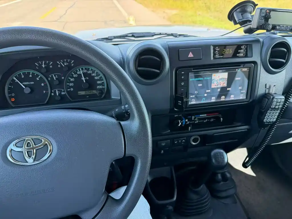 Toyota Land Cruiser — миниатюра 5