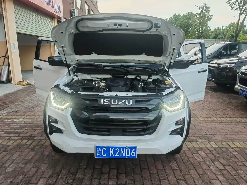Isuzu D-MAX — миниатюра 15
