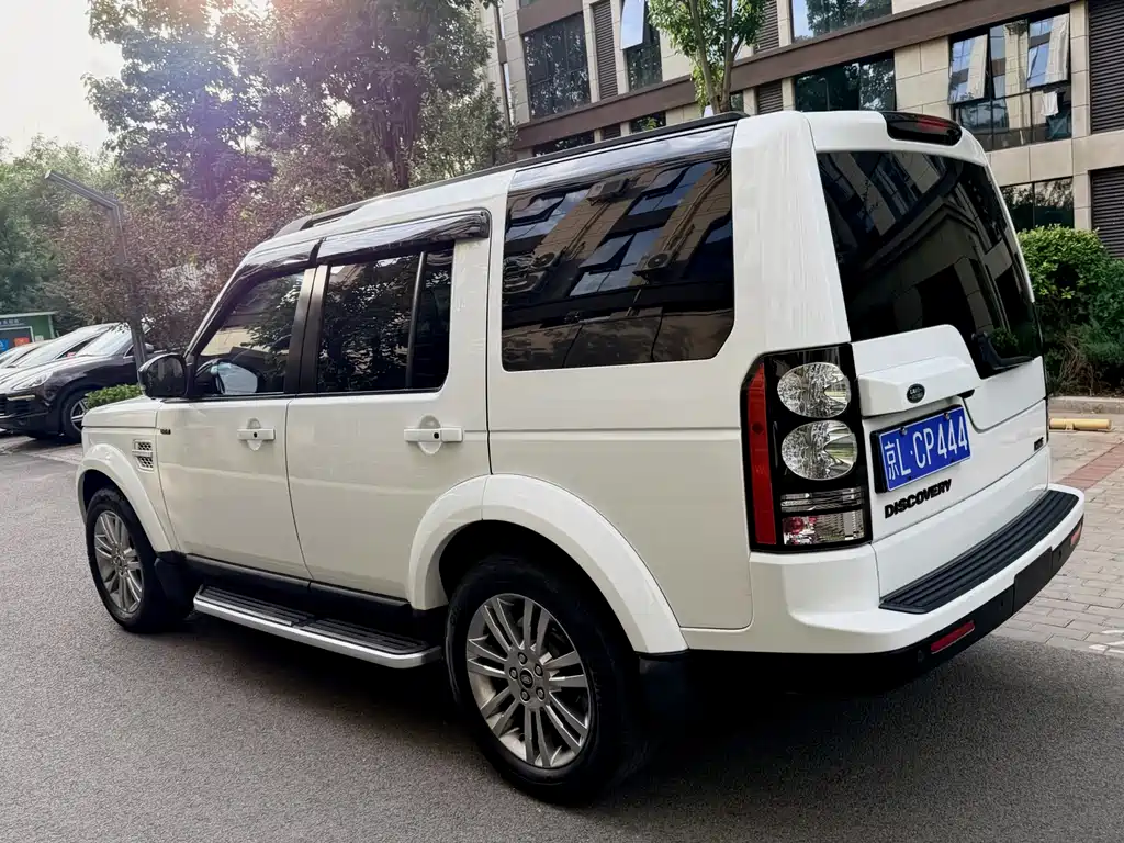 Land Rover Discovery 2016 3.0 SC V6 HSE